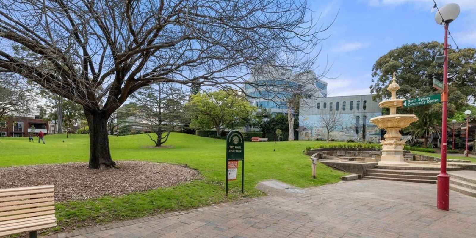 1601/225 Pacific Highway North Sydney