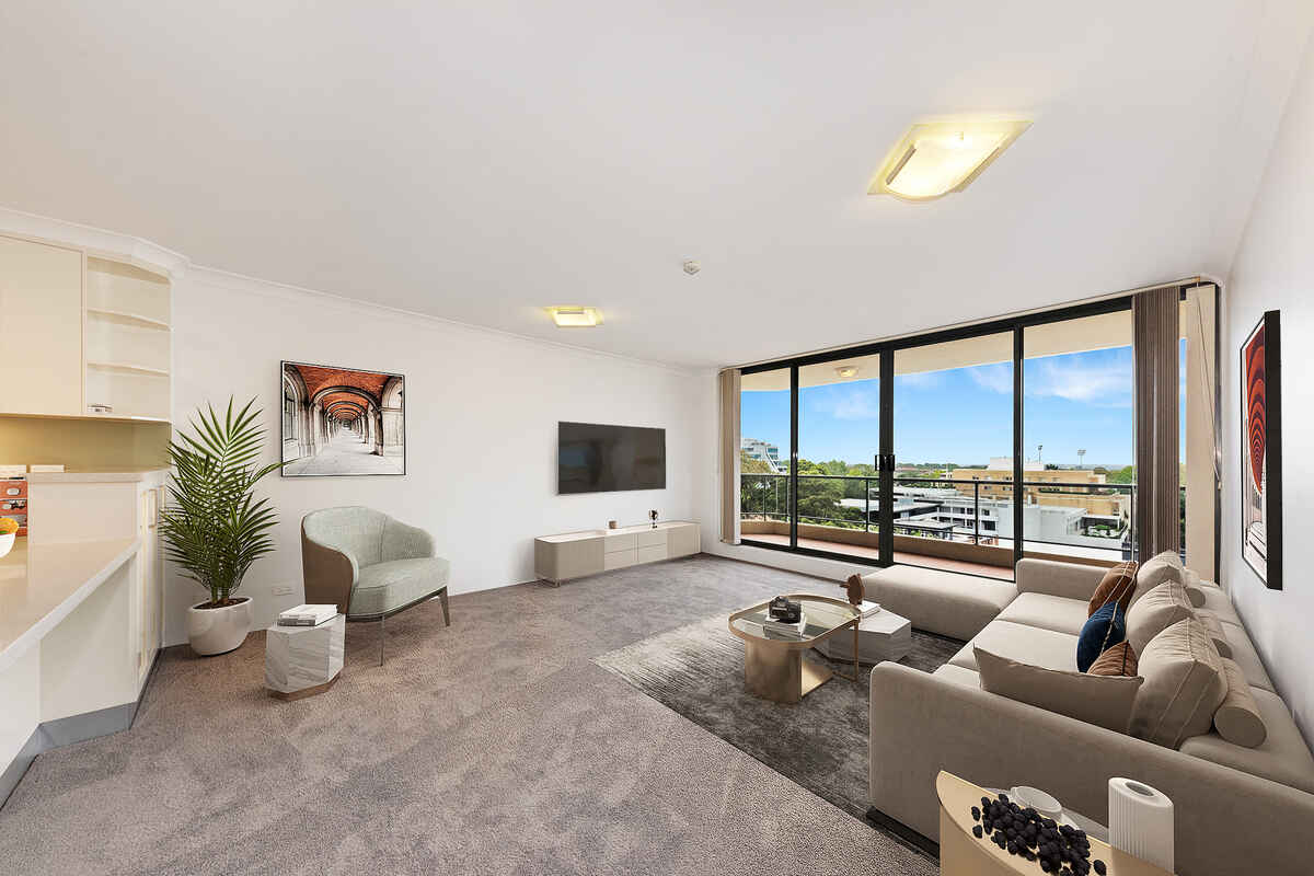 902/37-39 McLaren Street North Sydney