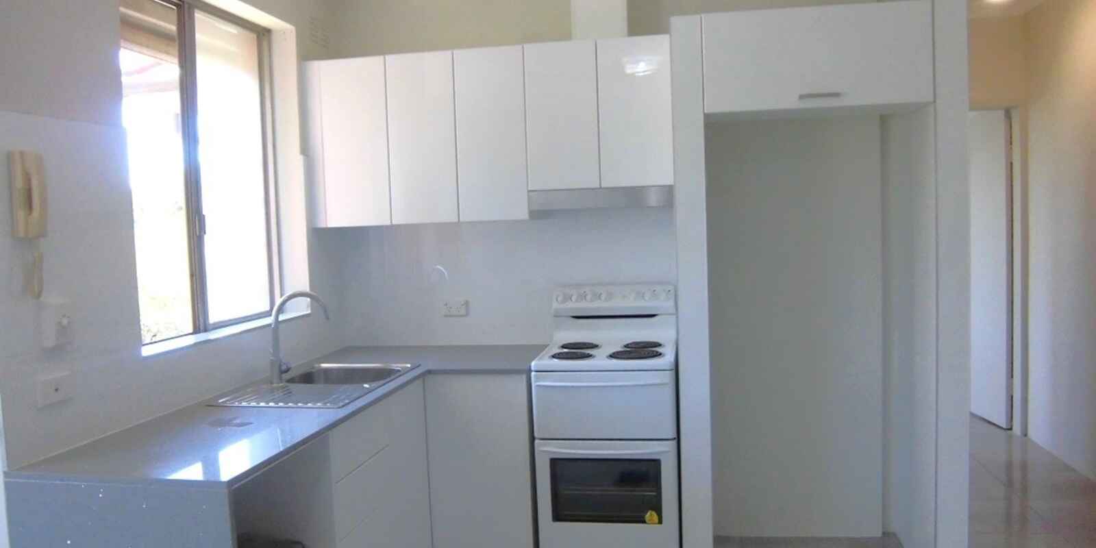 8/33 Graham Road Narwee