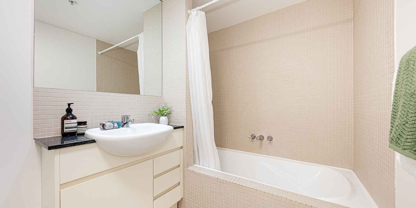 704/26 Napier Street North Sydney