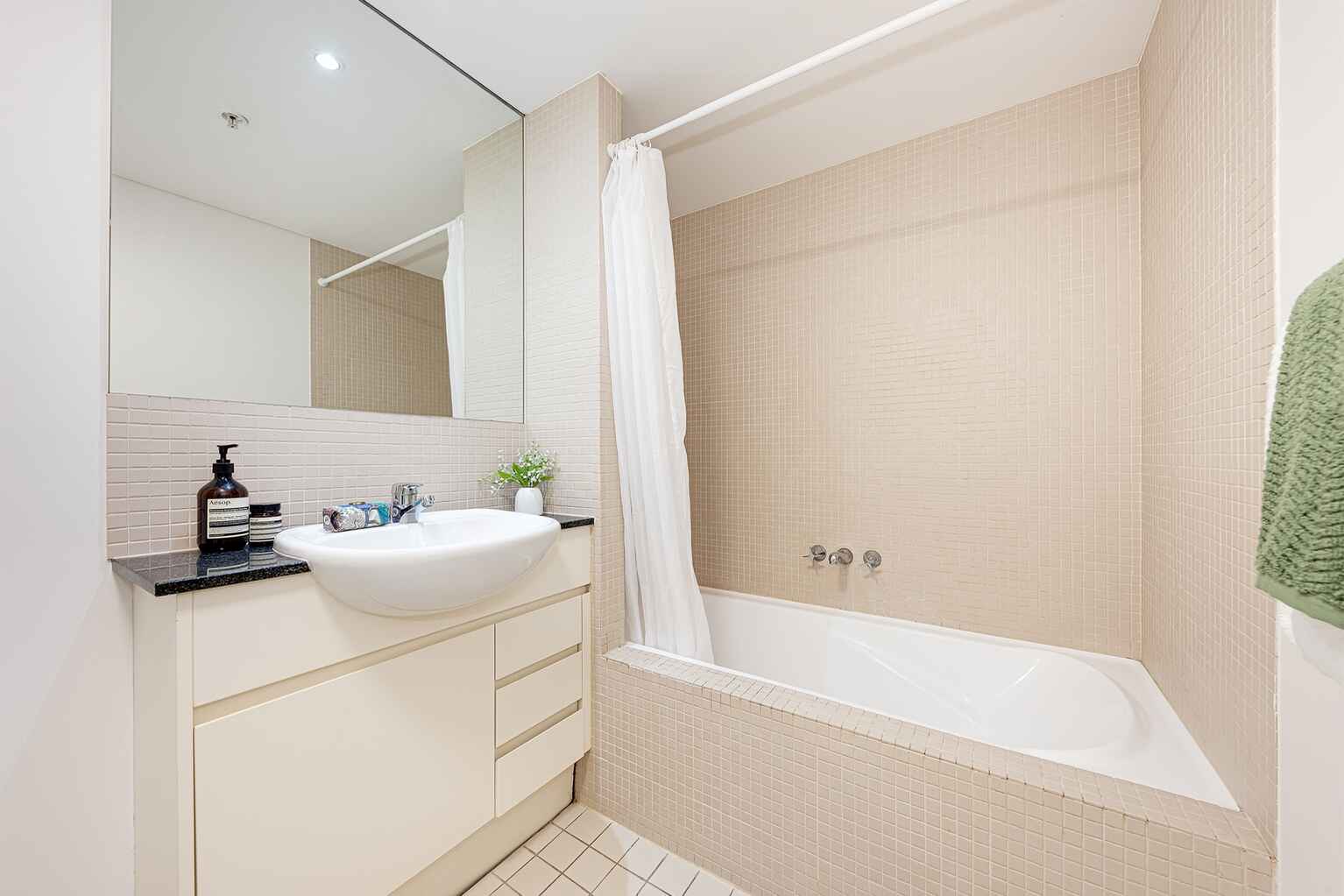 704/26 Napier Street North Sydney