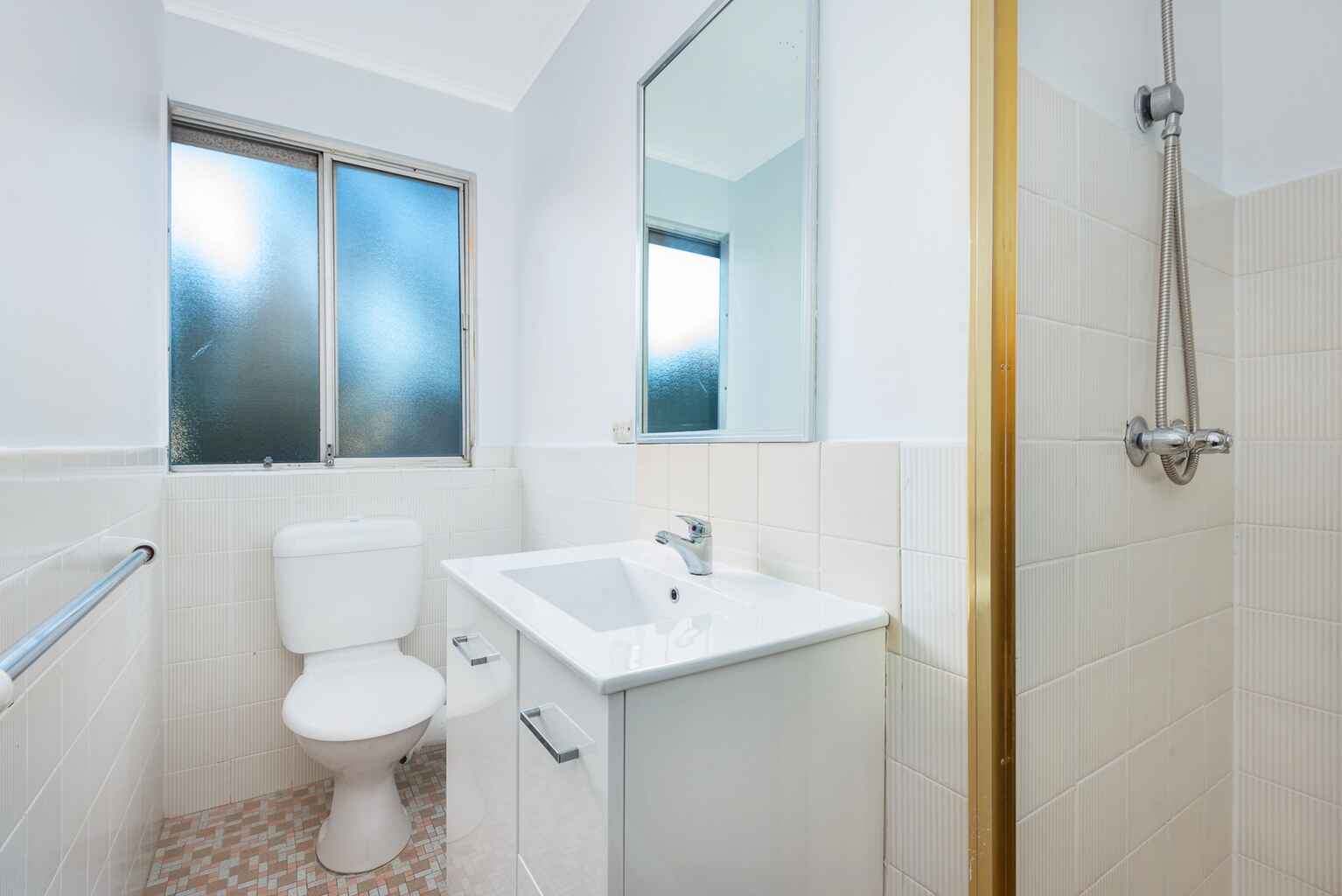 2/42 Ben Boyd Road Neutral Bay