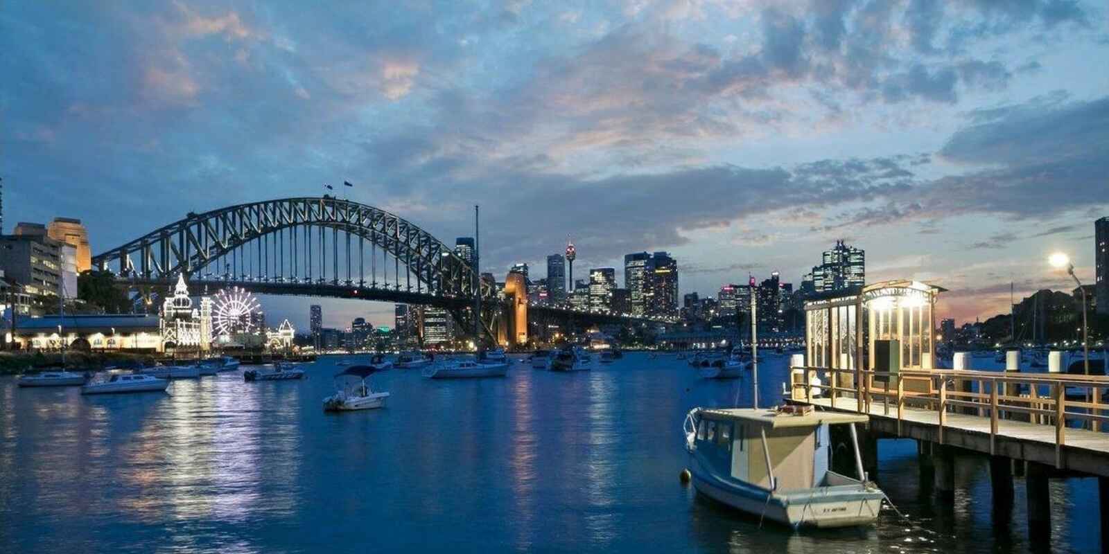 4/15 East Crescent Street McMahons Point