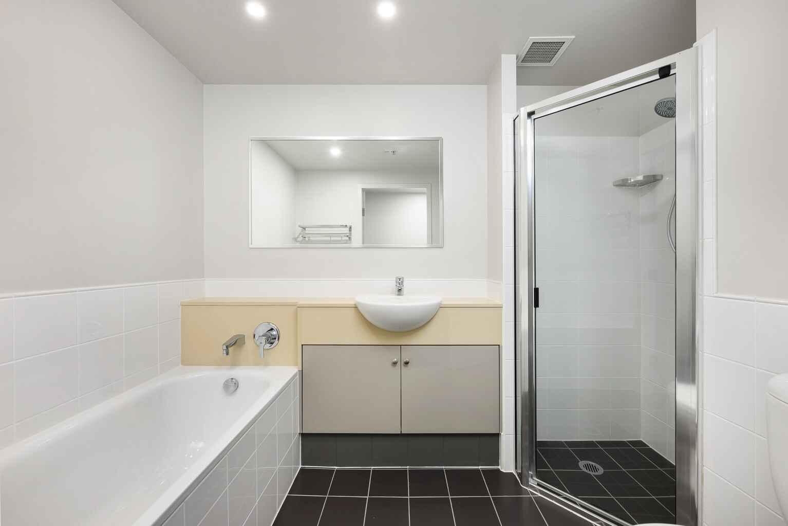 1208/79-81 Berry Street North Sydney 1208/79-81 Berry Street North Sydney