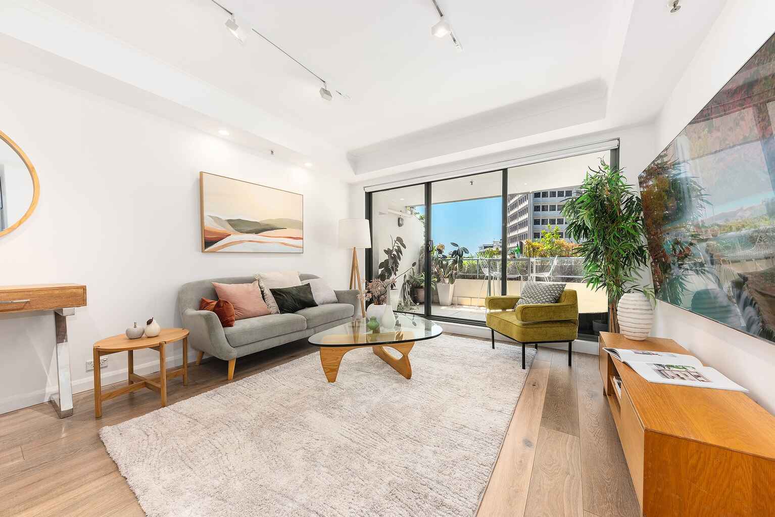 801/2-10  Mount Street North Sydney