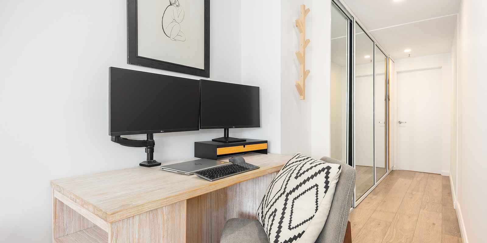 801/2-10  Mount Street North Sydney