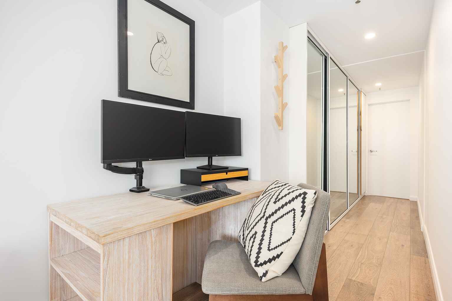 801/2-10  Mount Street North Sydney