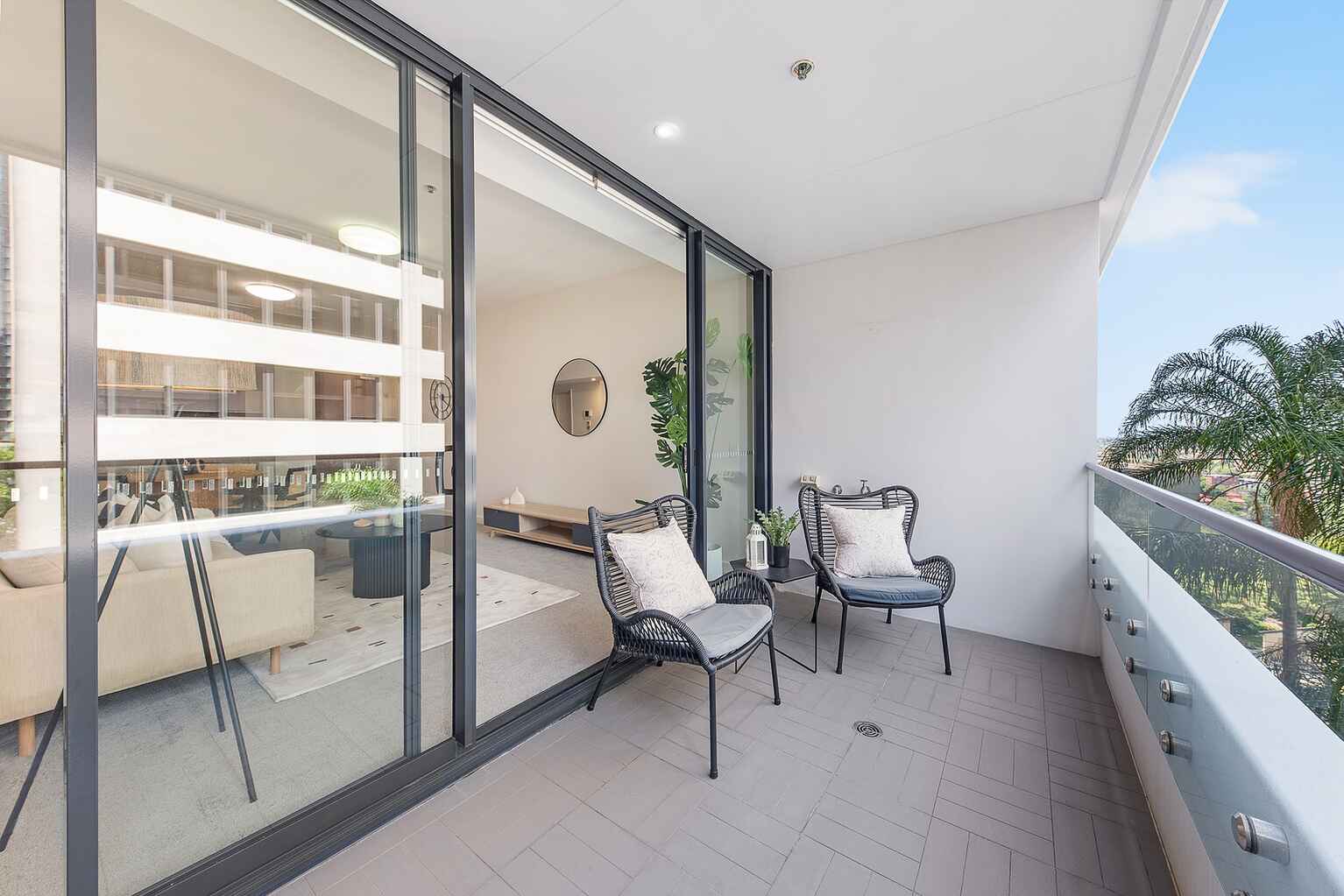 707/138 Walker Street North Sydney