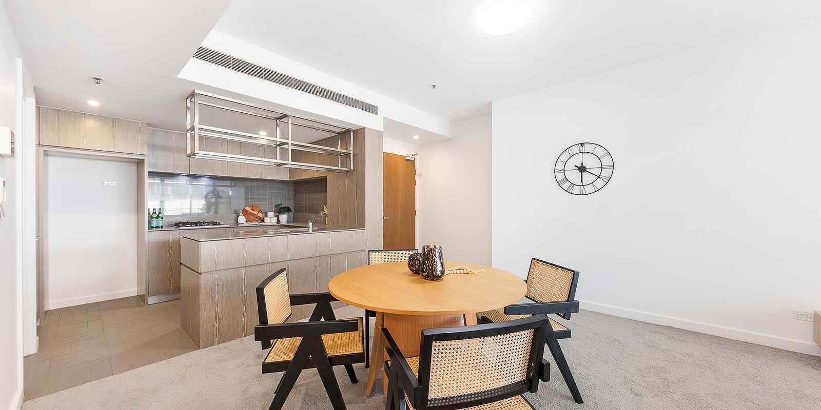 707/138 Walker Street North Sydney