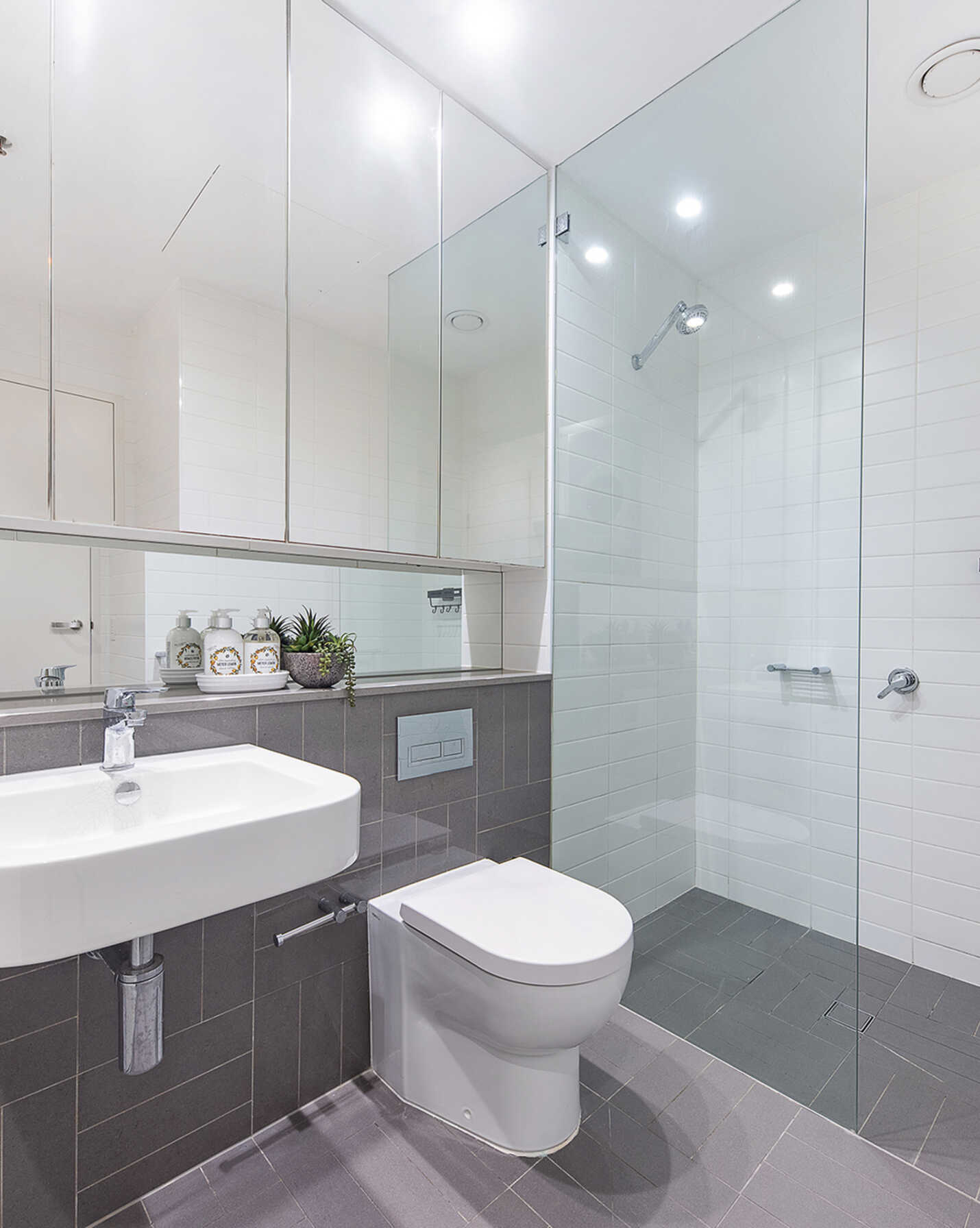 707/138 Walker Street North Sydney, Sydney - Thumbnail 8