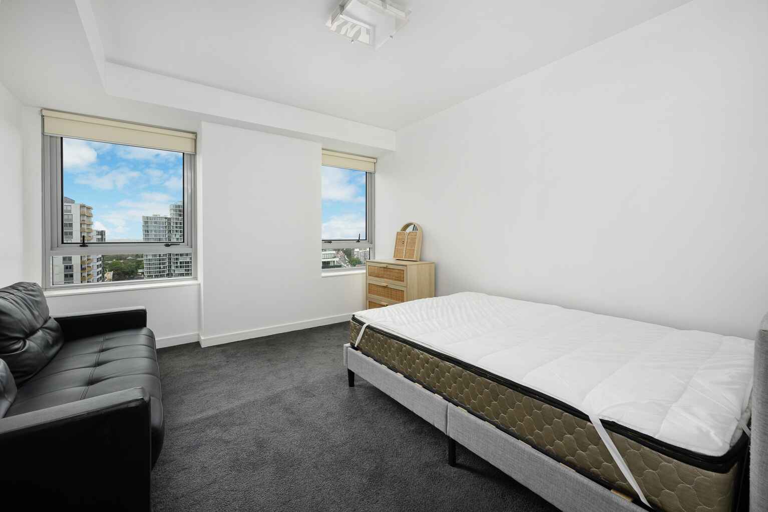 2205/79-81 Berry Street North Sydney