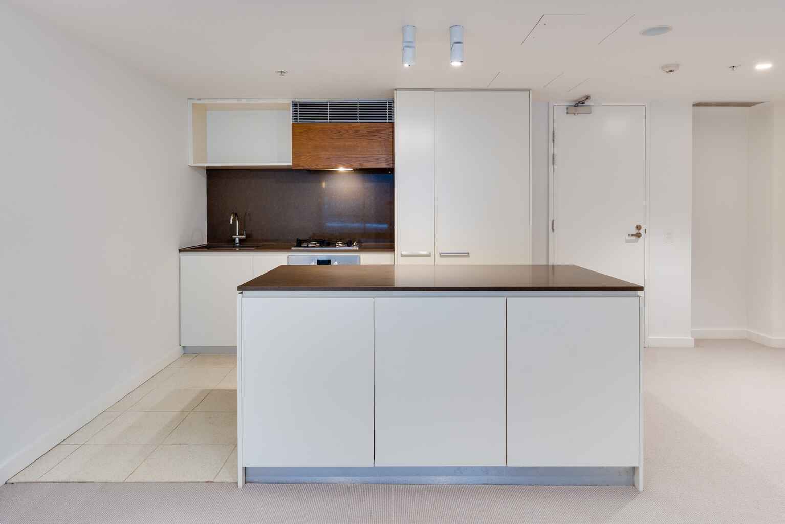 R208/220 Pacific Highway Crows Nest