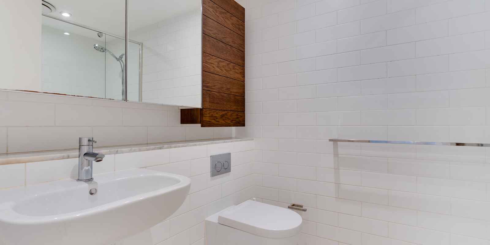 R208/220 Pacific Highway Crows Nest