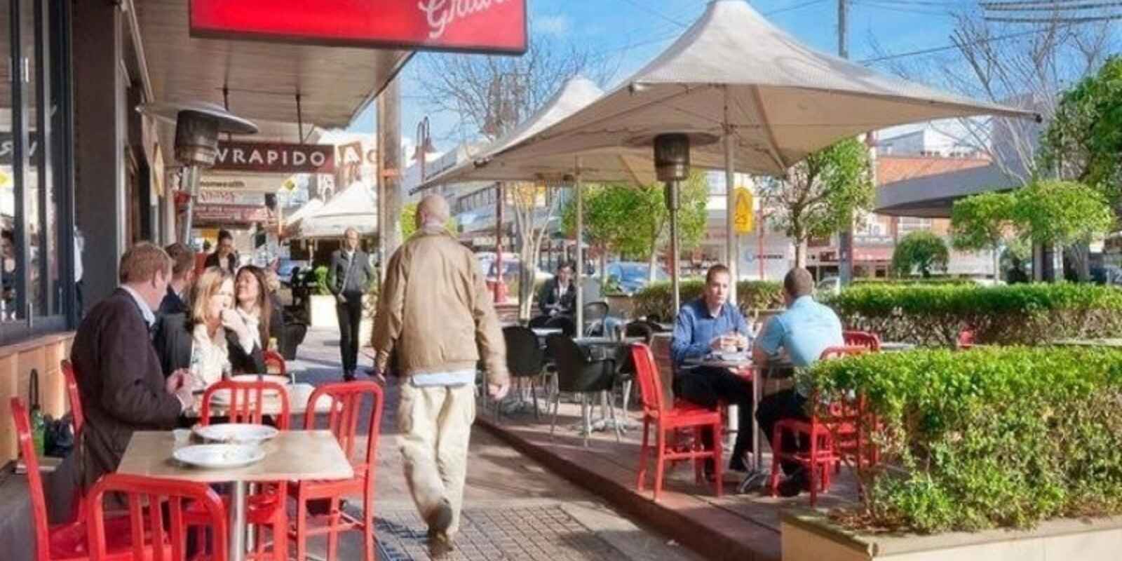 R208/220 Pacific Highway Crows Nest