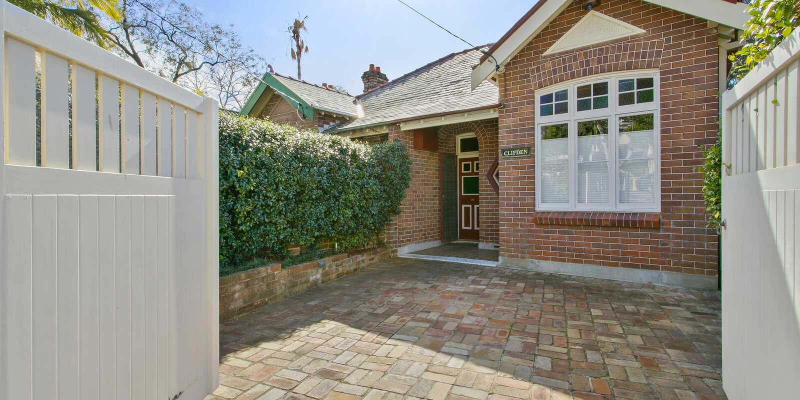 28 Whaling Road North Sydney