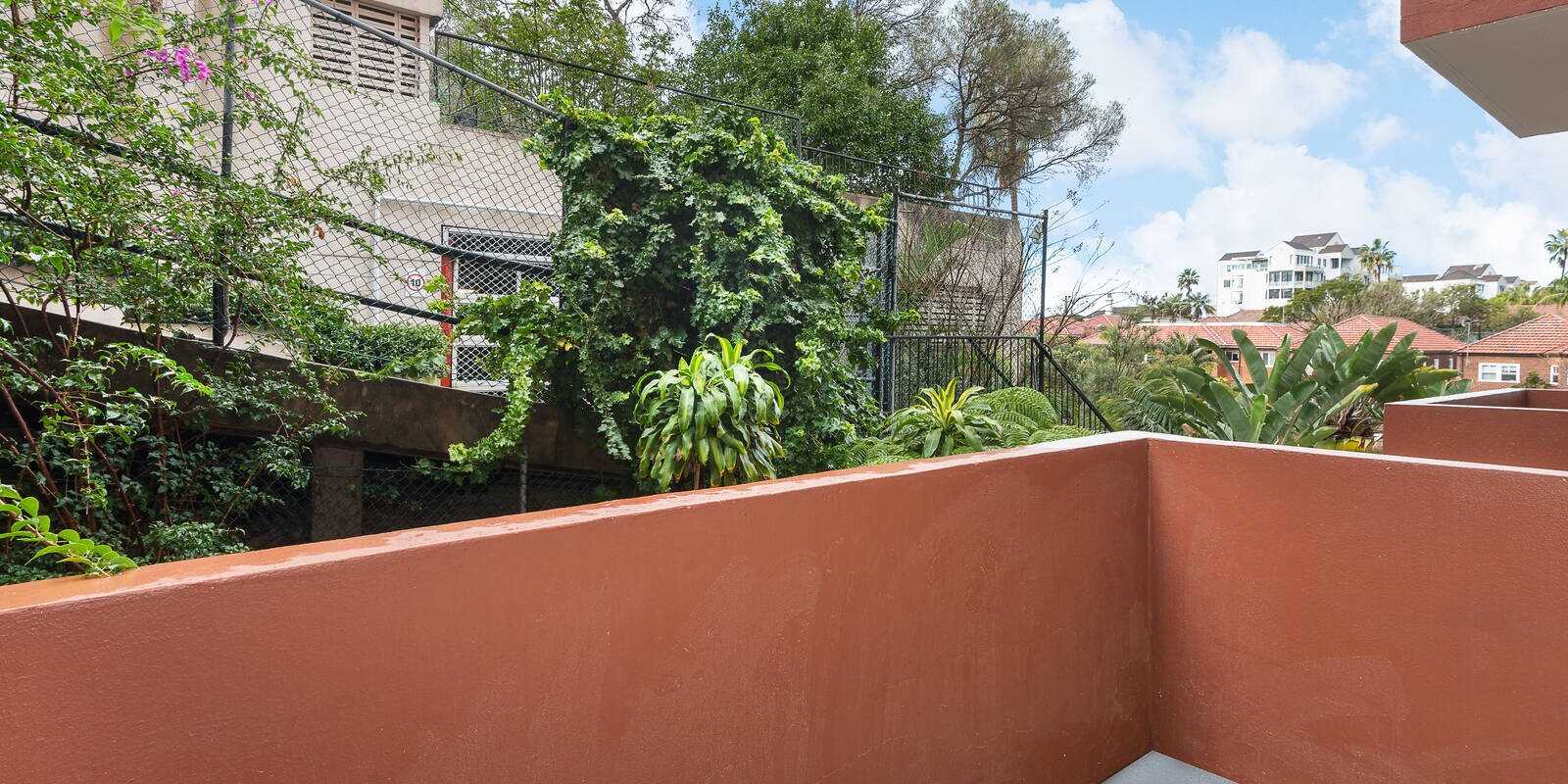 2/59 Whaling Road North Sydney