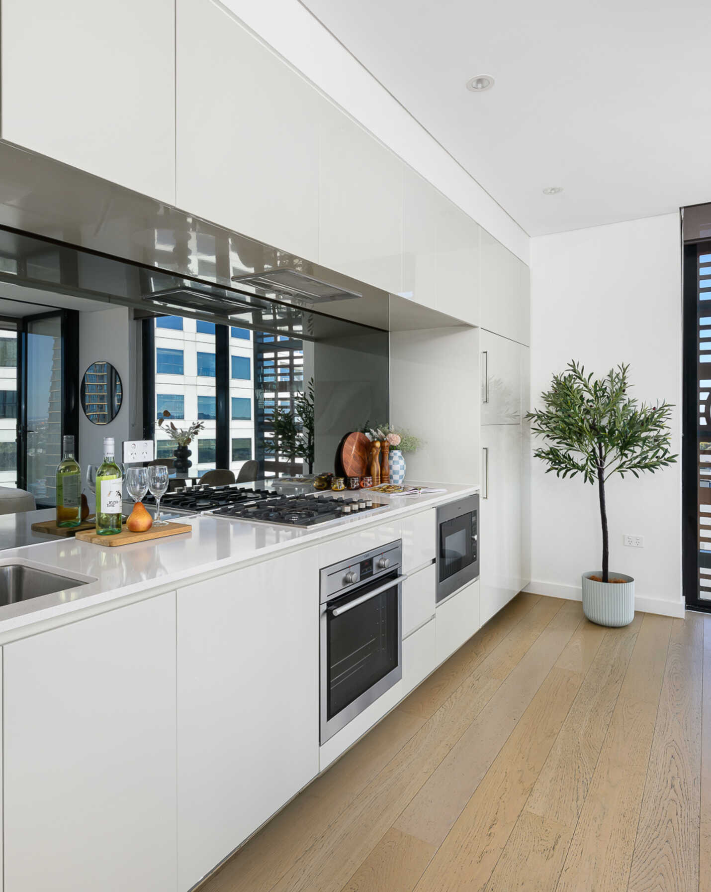 1505/10 Atchison Street St Leonards, Leonards - Thumbnail 2