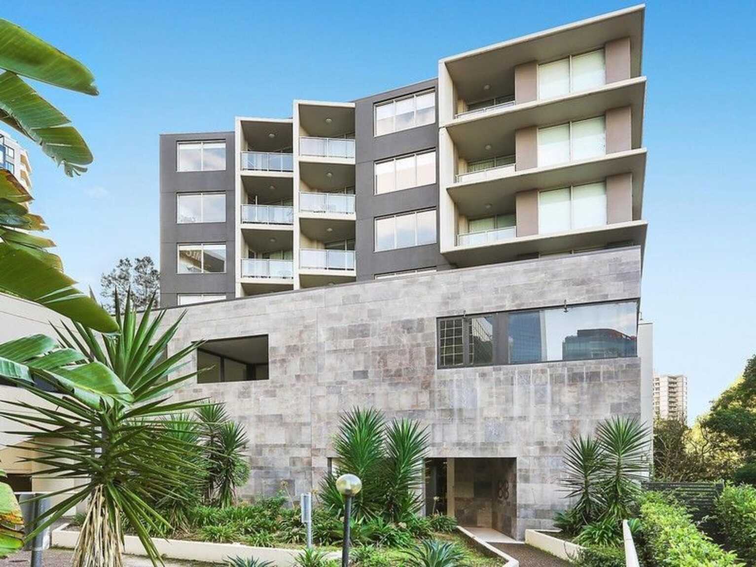 411/88 Berry Street North Sydney