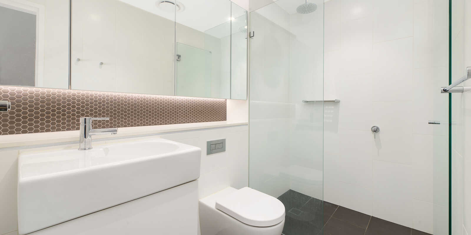 1910/221 Miller Street North Sydney