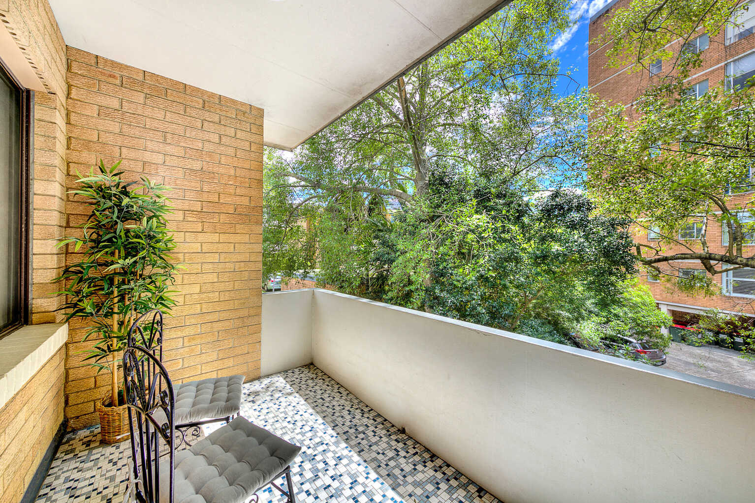 8/218 Ben Boyd Road Cremorne
