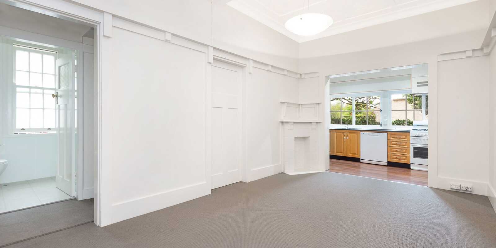 2/16 Whaling Road North Sydney