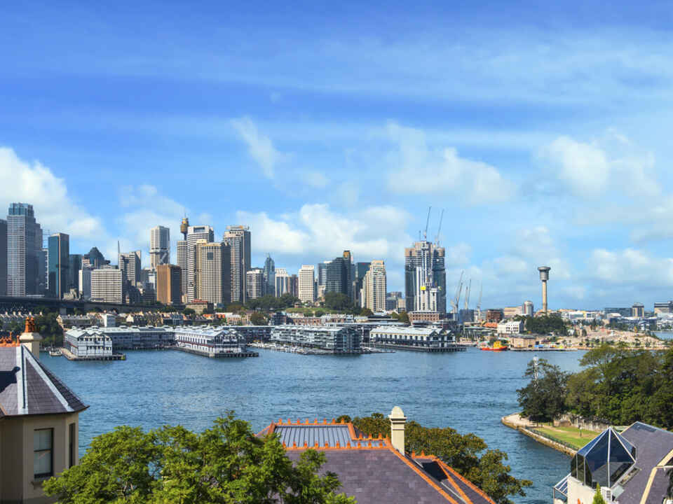 23/2 East Crescent Street McMahons Point