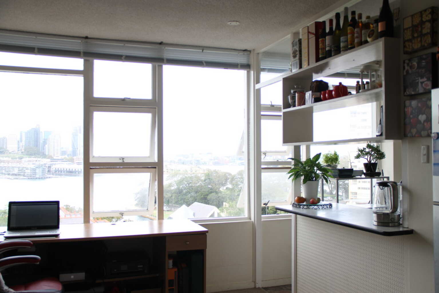 23/2 East Crescent Street McMahons Point