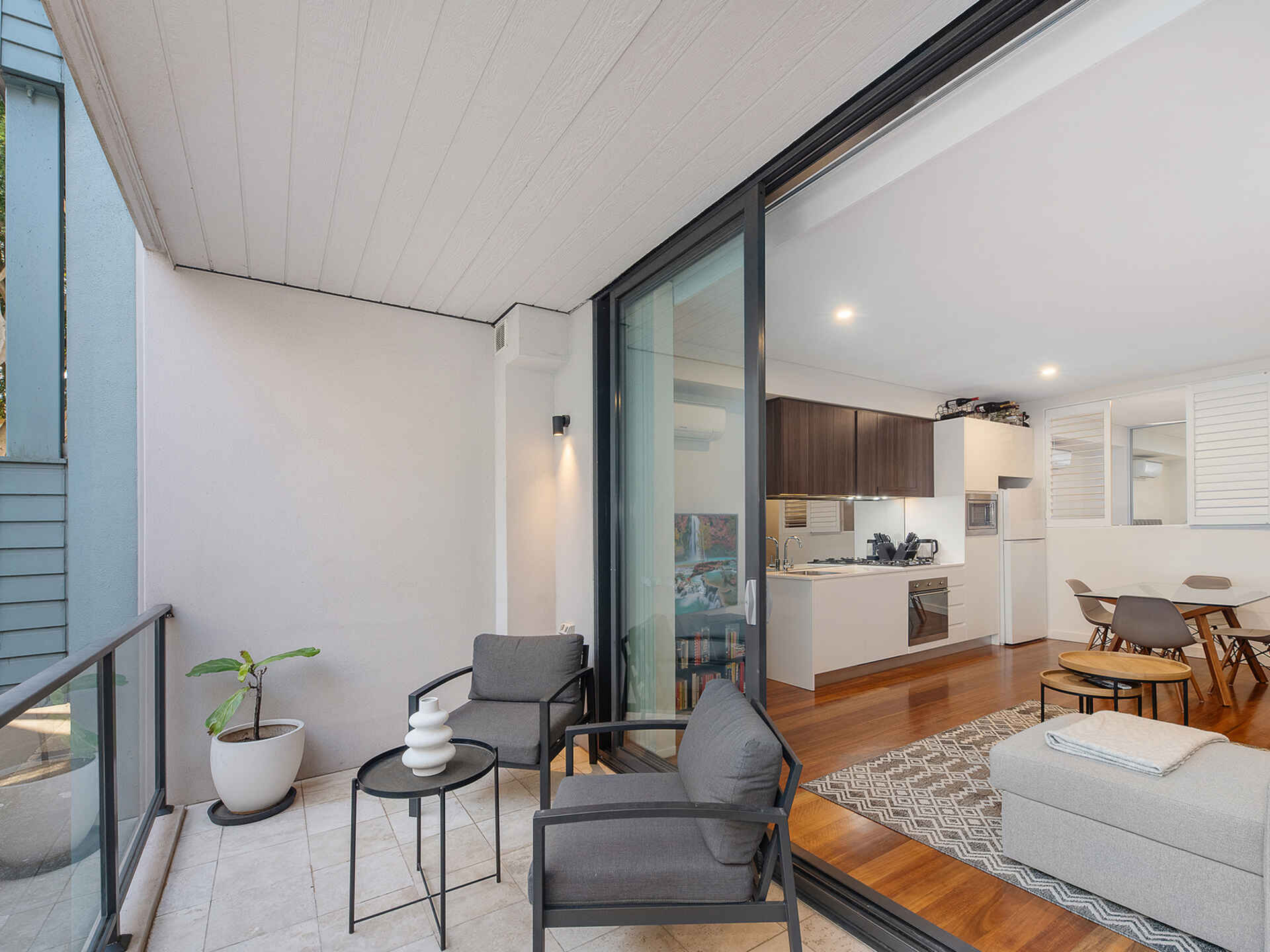 102/2 Hazelbank Place North Sydney