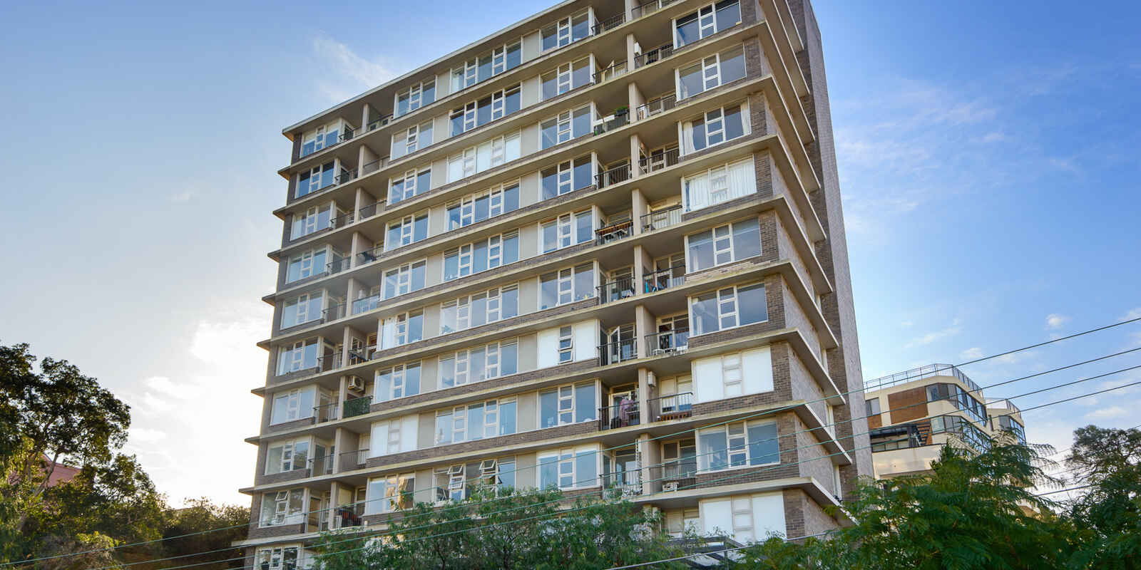68/2 East Crescent Street McMahons Point