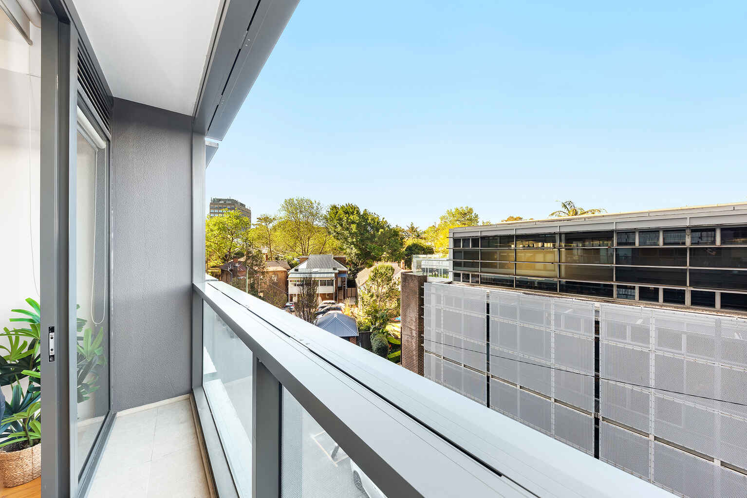 313/225 Pacific Highway North Sydney