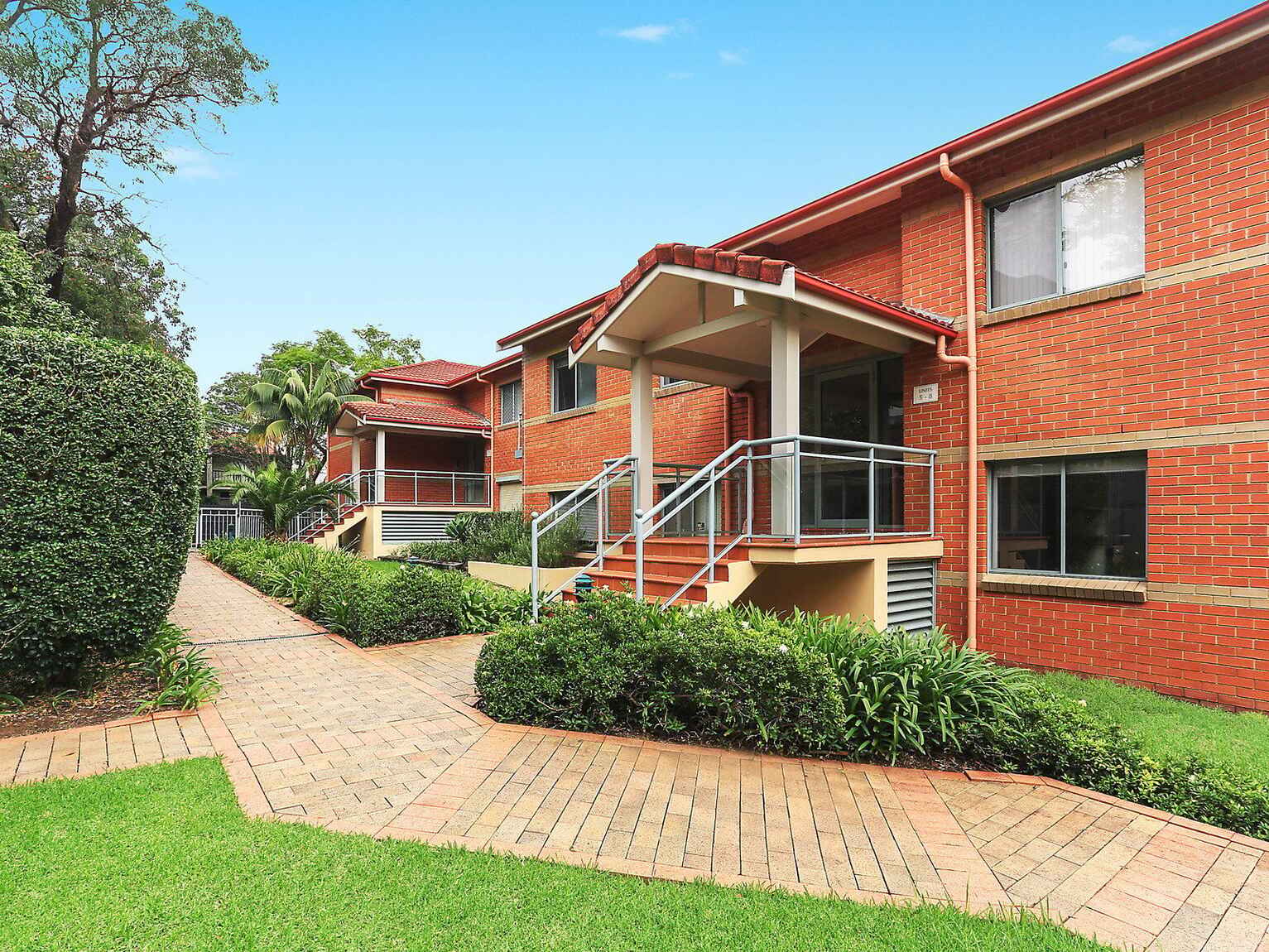 6/11-15 Goodchap Road Chatswood