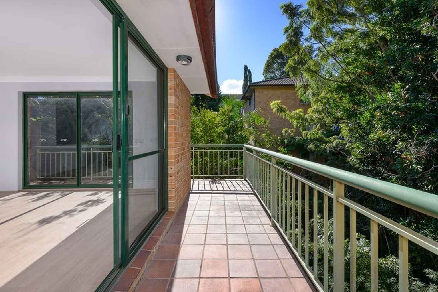 15/23-27 Parkes Road Artarmon