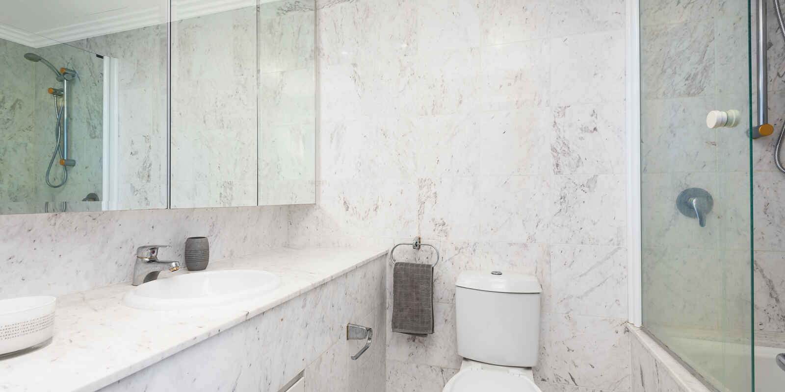 22B/70 Alfred Street Milsons Point