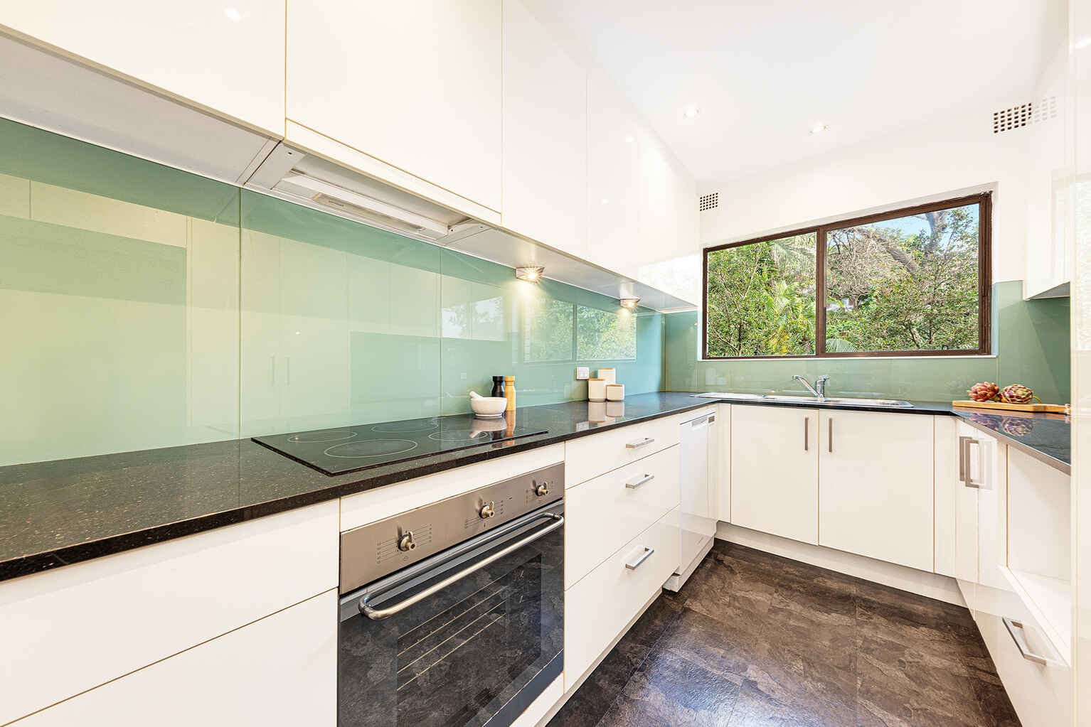 16/14 Woolcott Street Waverton