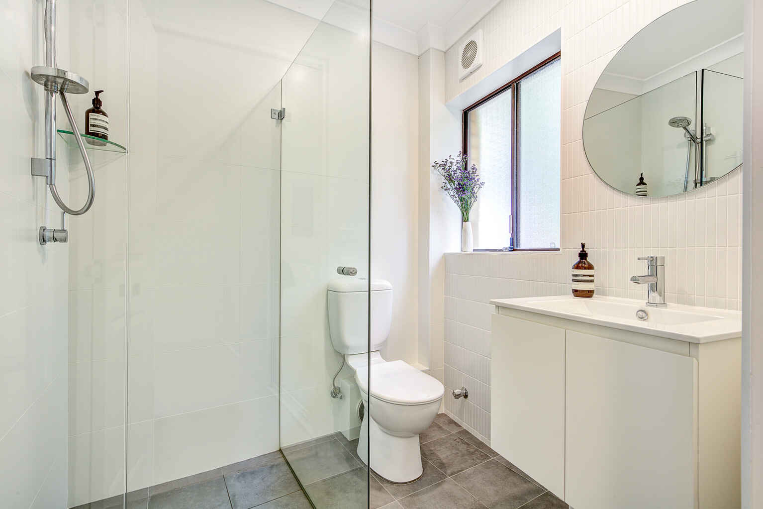 8/218 Ben Boyd Road Cremorne