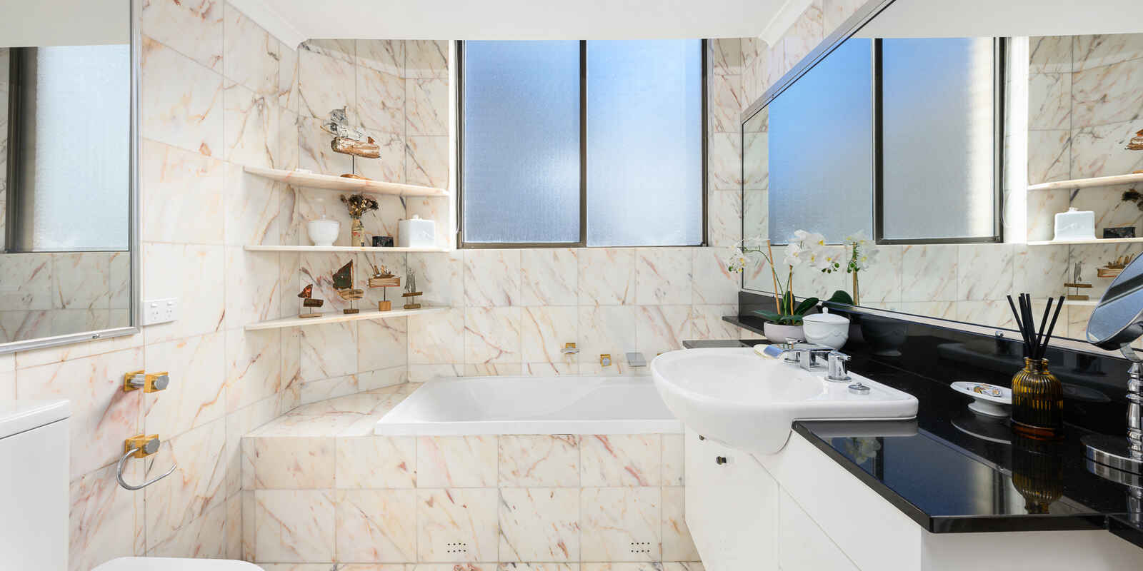 37/171 Walker Street North Sydney