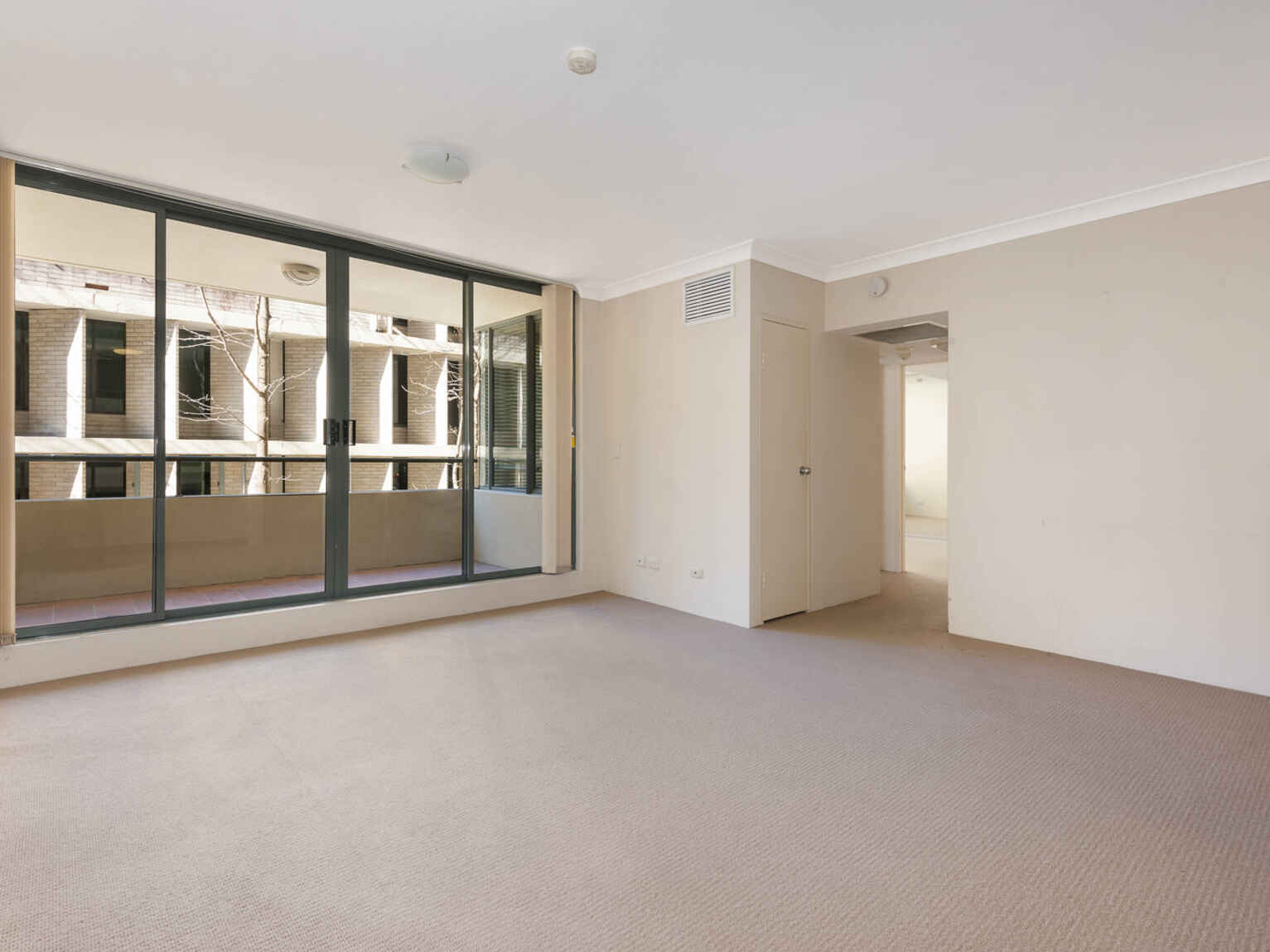 G01/37-39 McLaren Street North Sydney