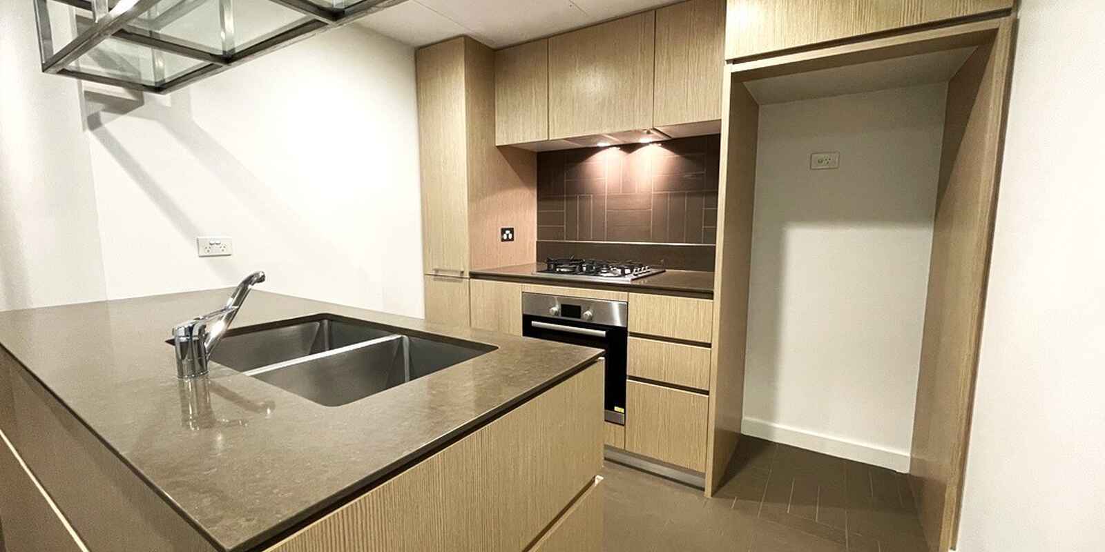 306/138 Walker Street North Sydney