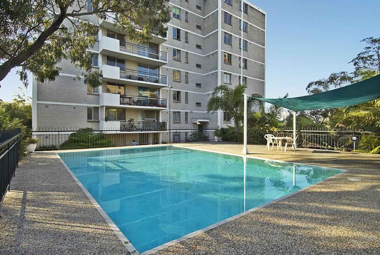 39/2A Forsyth  Glebe