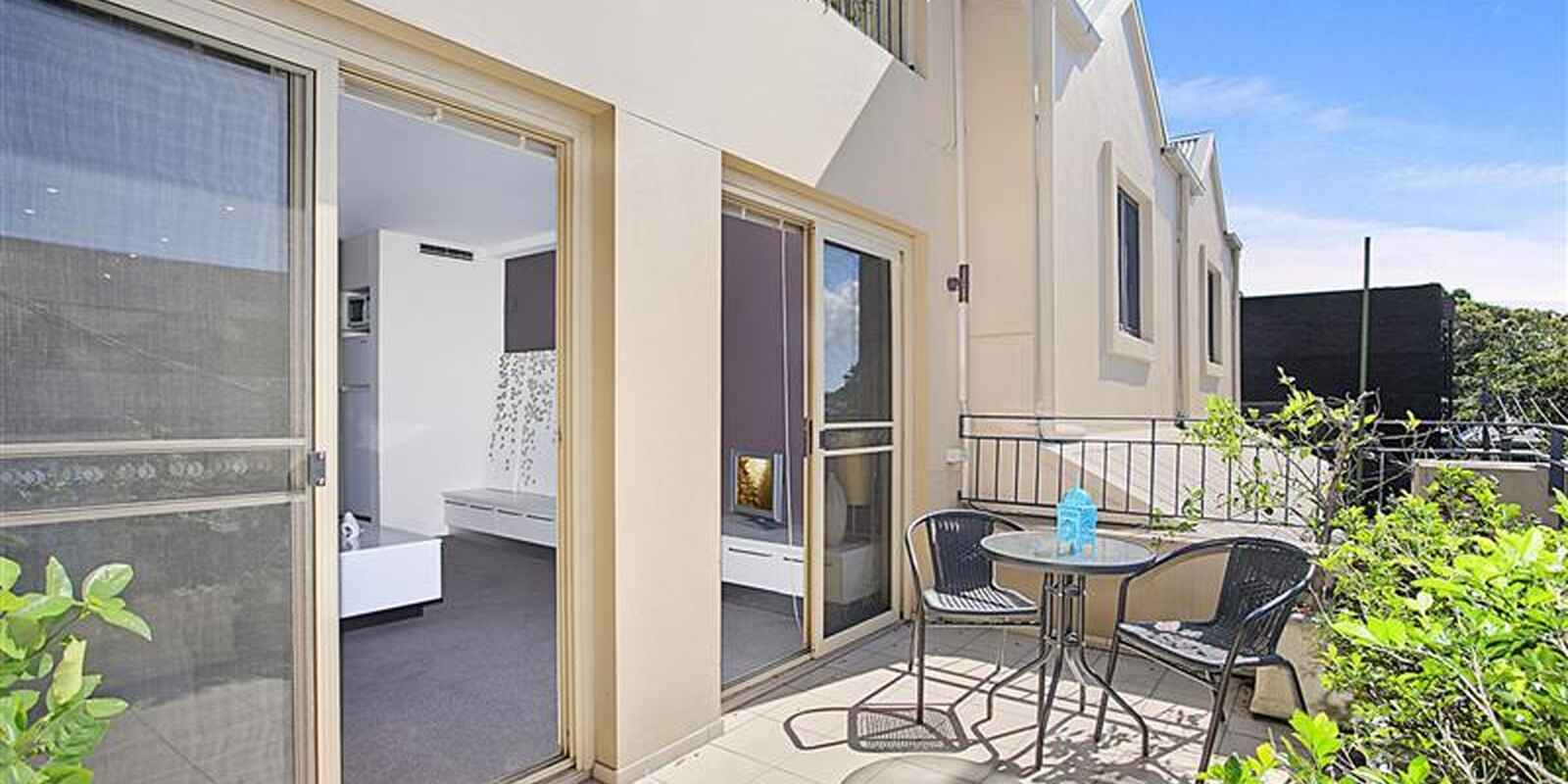 201/2 Eden Steet  North Sydney