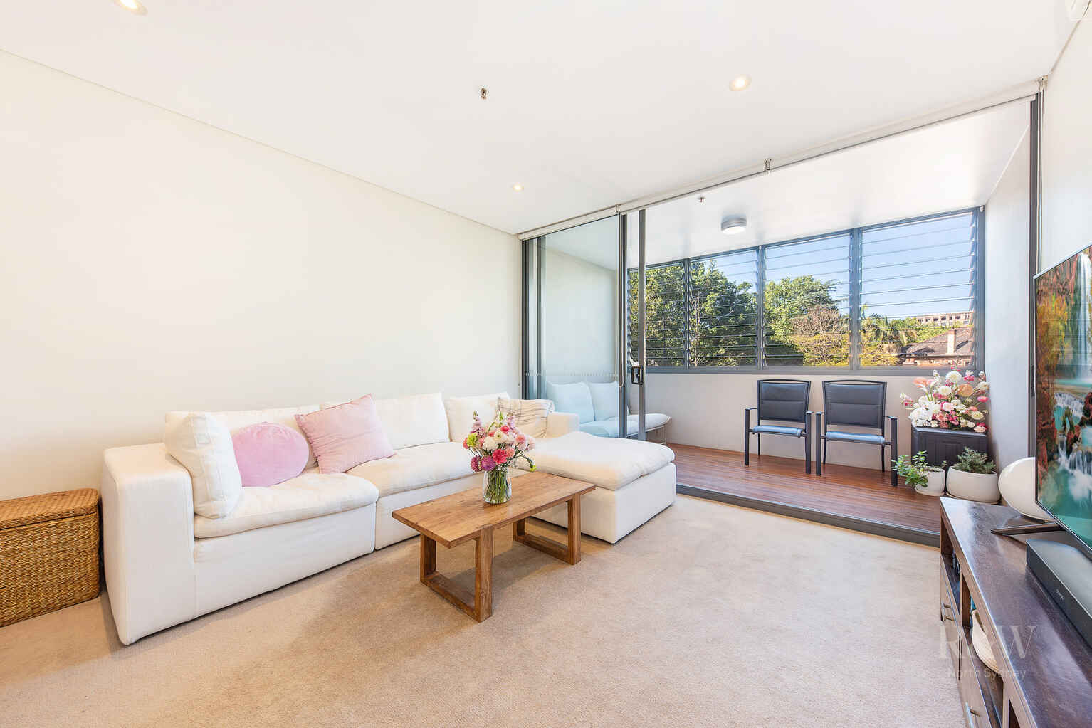 204/245 Pacific Highway North Sydney