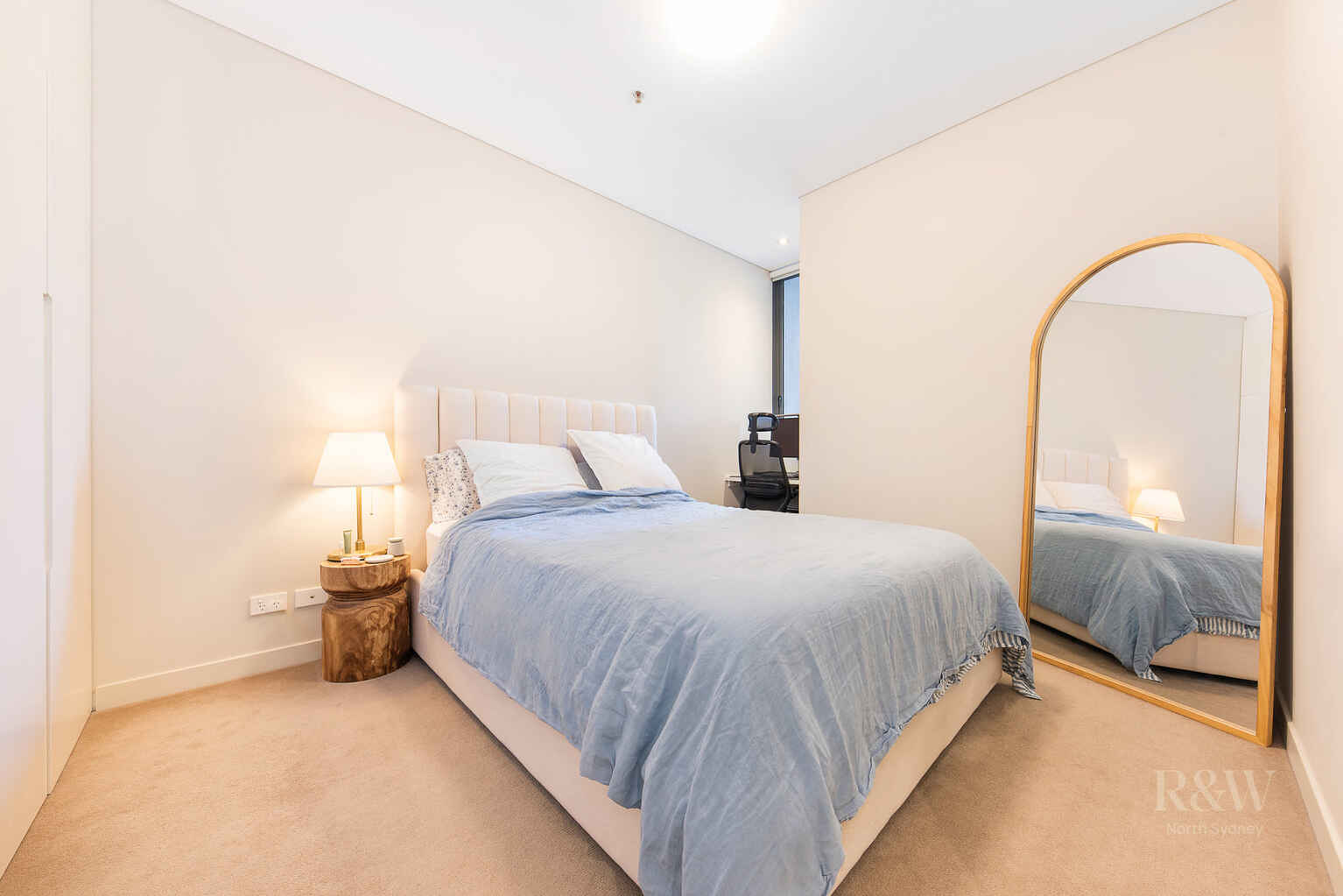 204/245 Pacific Highway North Sydney