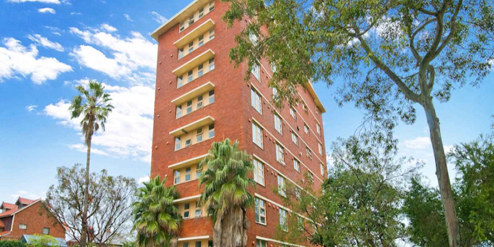 33/106 High Street North Sydney