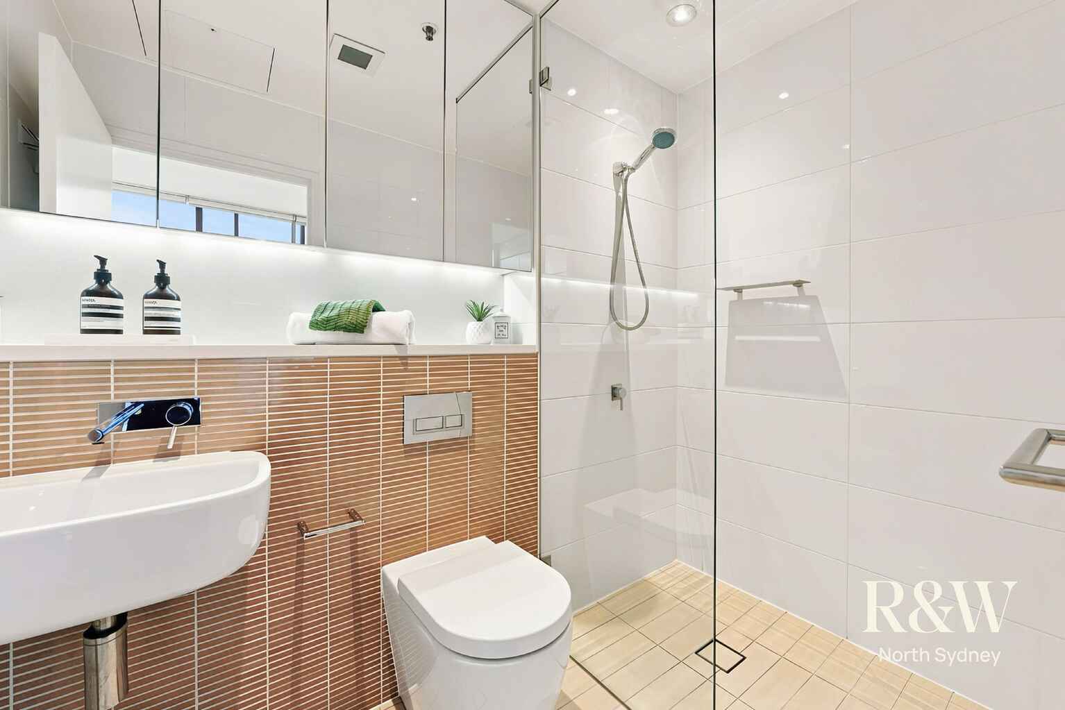 509/245 Pacific Highway North Sydney 509/245 Pacific Highway North Sydney